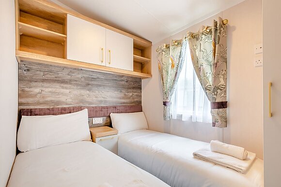Gold Premium 2 slps 6 parking, decking, sea view P - Nodes Point, Ryde, Nr Bembridge