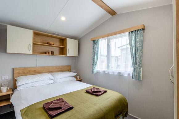 Bronze Caravan with parking - Ocean Edge, Morecambe Bay