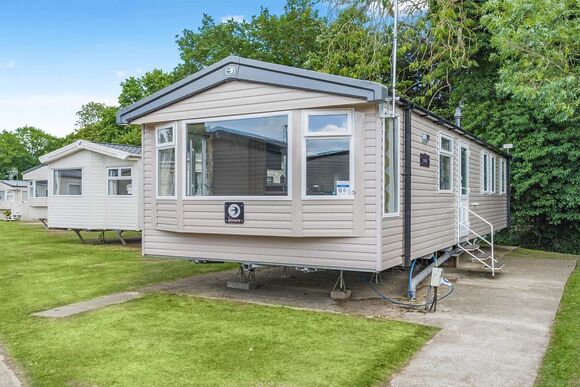 Gold Caravan with parking 8 - Ocean Edge, Morecambe Bay
