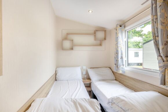 Gold Caravan with parking 10 - Ocean Edge, Morecambe Bay