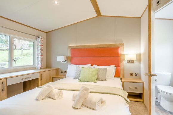 Gold Premium Caravan, parking, decking & SV 4 - Ocean Edge, Morecambe Bay