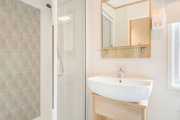 Gold Premium Caravan, parking, decking & SV 4 - Ocean Edge, Morecambe Bay