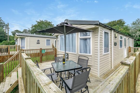 Gold - Poldown Holiday Park, Helston