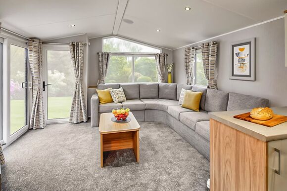 Platinum Plus - Poldown Holiday Park, Helston