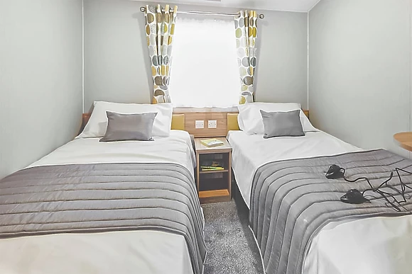 Platinum Plus - Poldown Holiday Park, Helston