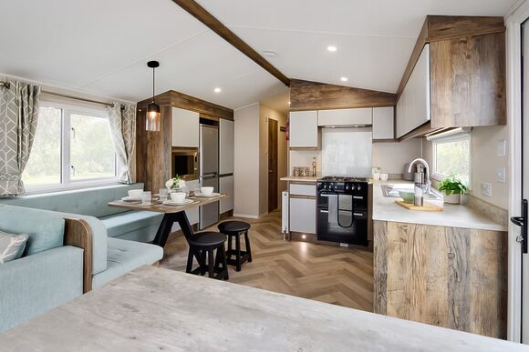 Gold Plus (Pet Friendly) - Poldown Holiday Park, Helston