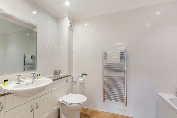 Veor Pool Villa - Porth Veor, Porth, Nr Newquay