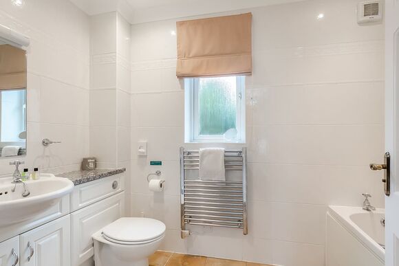 Veor Ocean Villa - Porth Veor, Porth, Nr Newquay