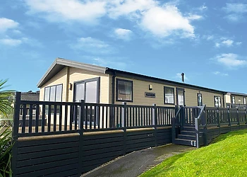 Comfort Lodge Hot Tub 4