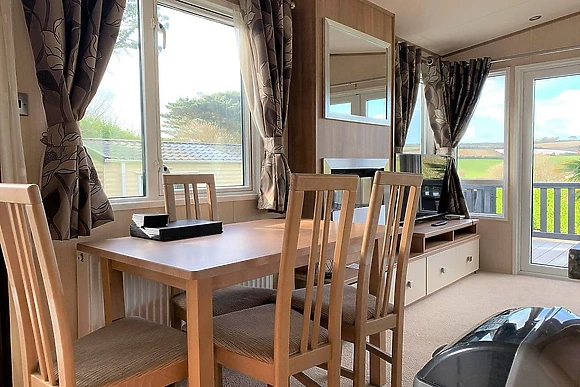 Classic Caravan Hot Tub 6 