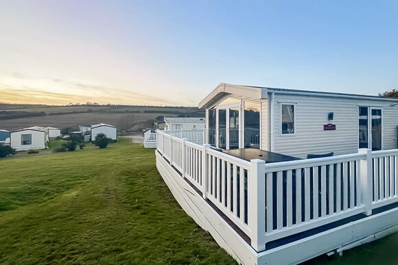 Comfort Holiday Home 6 - Praa Sands Holiday Park, Penzance