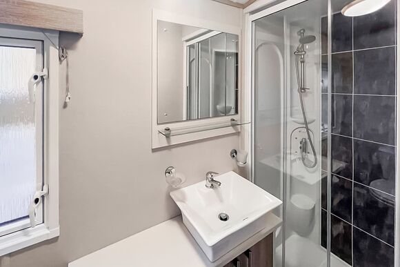 Comfort Holiday Home 6 - Praa Sands Holiday Park, Penzance