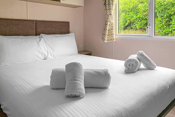 Comfort Holiday Home 6 Hot Tub - Praa Sands Holiday Park, Penzance