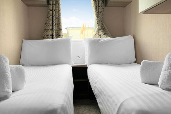 Comfort Holiday Home 6 Hot Tub - Praa Sands Holiday Park, Penzance
