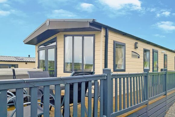Comfort Holiday Home 4 Hot Tub - Praa Sands Holiday Park, Penzance
