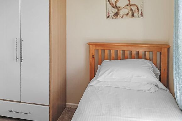 Typical PV 3 Bed Gold House 8 (Pet) (Sat) 