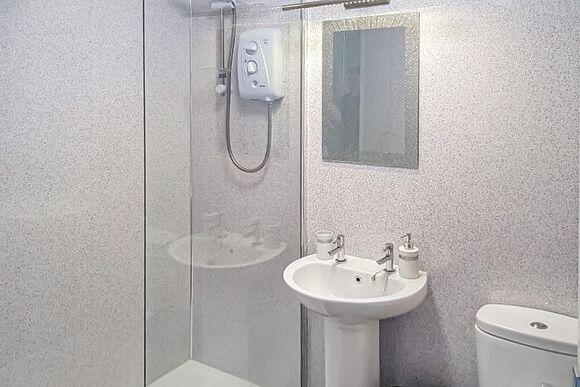 Typical PV 3 Bed Gold House 8 (Pet) (Sat) 