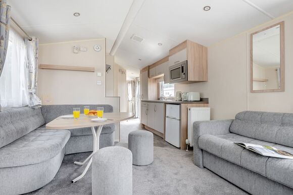 Bronze Caravan with parking 8 - Regent Bay, Westgate, Morecambe