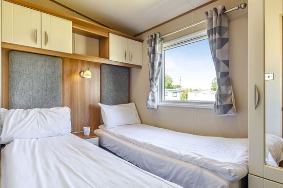 Gold Premium 3 Bedroom Caravan, Sleeps 8 - Regent Bay, Westgate, Morecambe