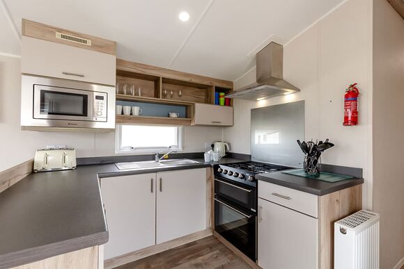 Silver Caravan with parking - Regent Bay, Westgate, Morecambe