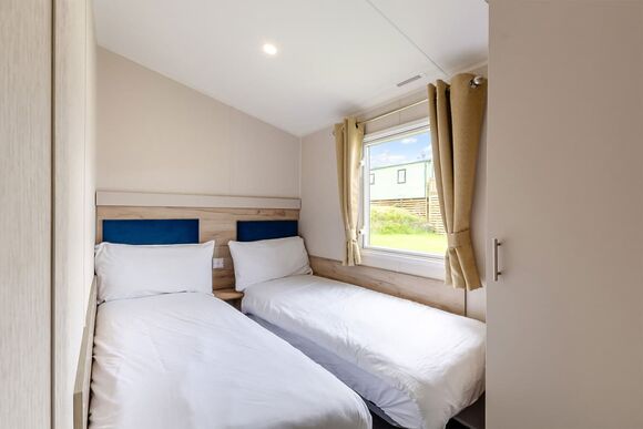 Silver Caravan with parking - Regent Bay, Westgate, Morecambe