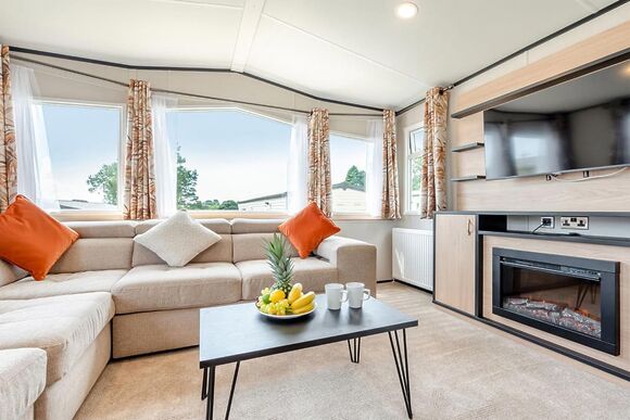 Silver Premium 2 Bedroom Caravan, Sleeps 4 - Regent Bay, Westgate, Morecambe