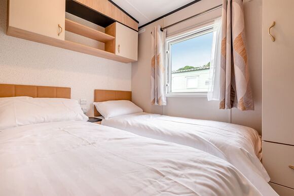 Silver Premium 2 Bedroom Caravan, Sleeps 4 - Regent Bay, Westgate, Morecambe