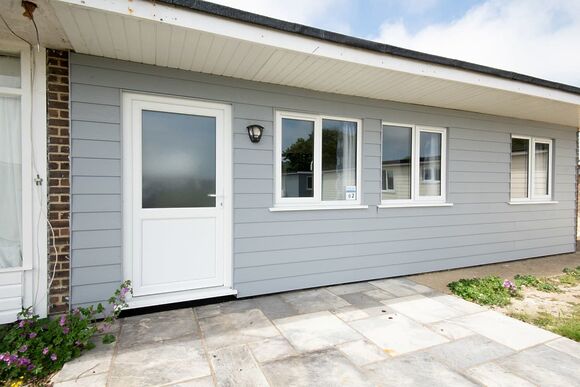 Pevensey Chalet - Romney Sands, New Romney