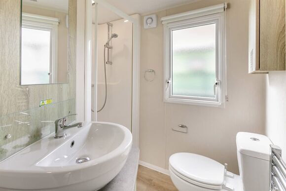 Bronze 2 Bedroom Caravan, Sleeps 6 - Romney Sands, New Romney