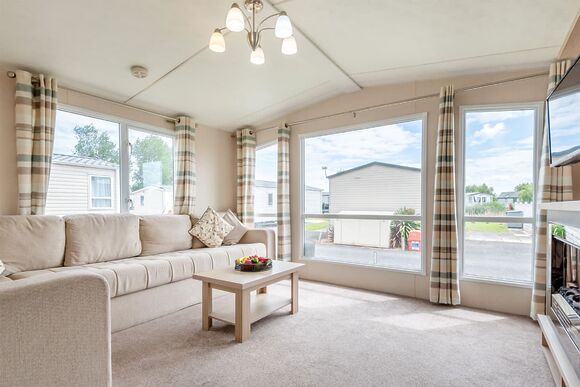 Gold Caravan with decking 6 - Romney Sands, New Romney