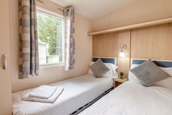 Gold Caravan with decking 6 - Romney Sands, New Romney