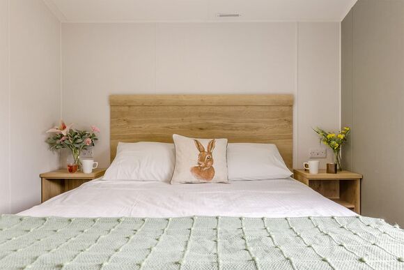 Silver 2 Bedroom Caravan, Sleeps 6 - Romney Sands, New Romney