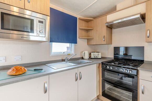 Gold Accessible with parking - Romney Sands, New Romney