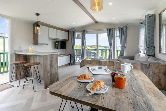Gold Premium Caravan with parking & decking P, Gold Premium Caravan with parking & decking, Gold Premium 2 Caravan slps 6 parking, decking - Romney Sands, New Romney