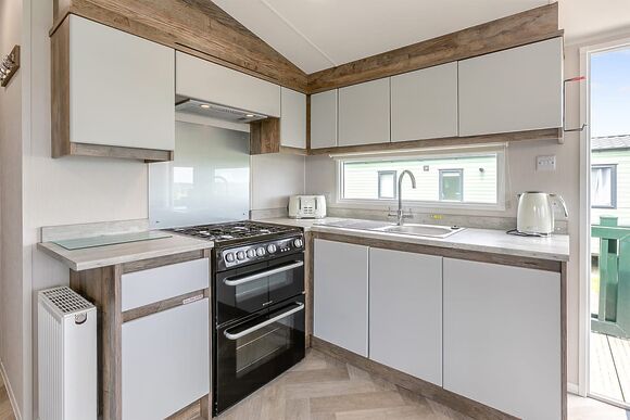 Gold Premium Caravan with parking & decking P, Gold Premium 2 Caravan slps 6 parking, decking, Gold Premium Caravan with parking & decking - Romney Sands, New Romney