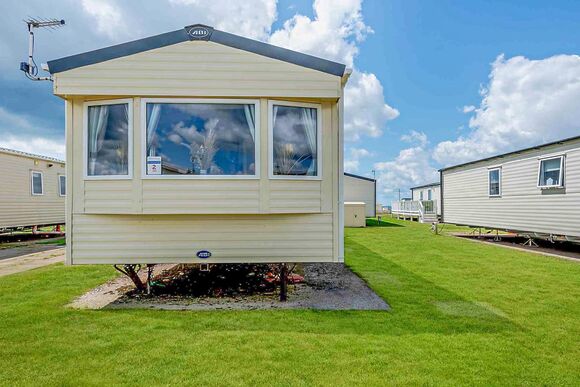 Bronze Caravan with parking - Sandy Bay, Ashington