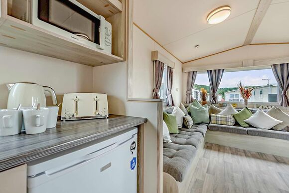 Bronze Caravan with parking - Sandy Bay, Ashington
