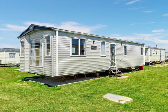 Gold 2 Bedroom Caravan, Sleeps 6 - Sandy Bay, Ashington