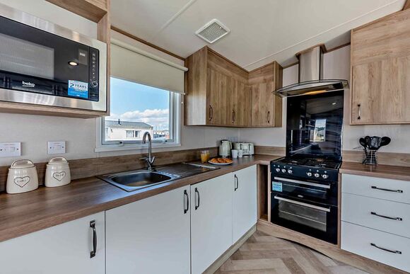 Gold 2 Bedroom Caravan, Sleeps 6 - Sandy Bay, Ashington