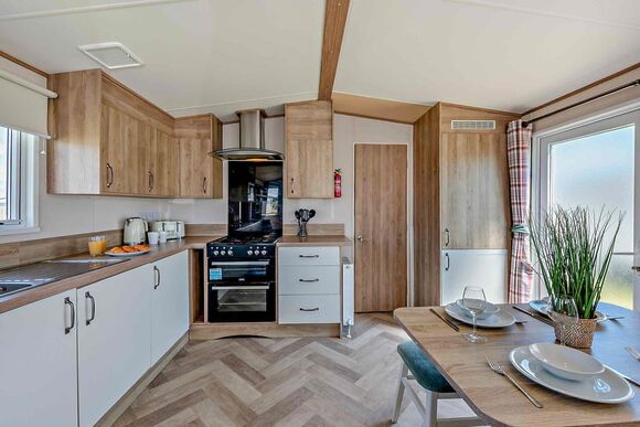 Gold 2 Bedroom Caravan, Sleeps 6. With parking - Sandy Bay, Ashington