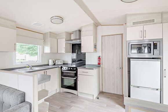 Gold 3 Bedroom Caravan, Sleeps 8 - Sandy Bay, Ashington