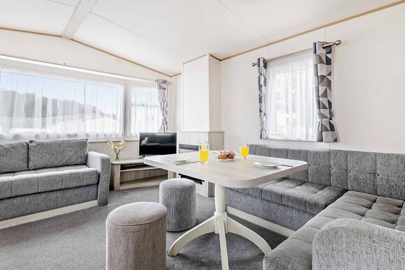 Gold 3 Bedroom Caravan, Sleeps 8. With parking & decking - Sandy Bay, Ashington