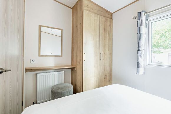 Gold 3 Bedroom Caravan, Sleeps 8. With parking - Sandy Bay, Ashington