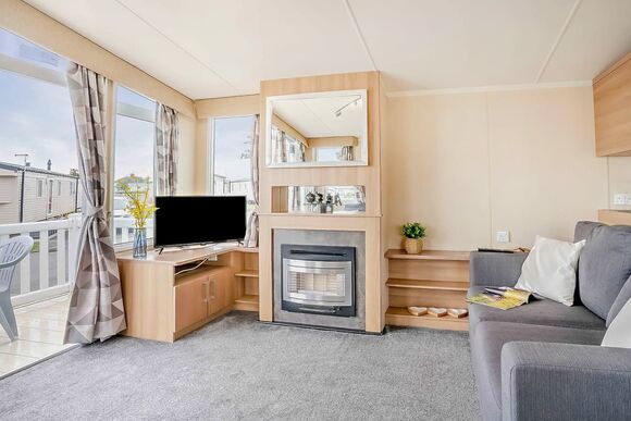 Gold Premium Caravan, Sleeps 6. With parking, ensuite, deck & sea view - Sandy Bay, Ashington