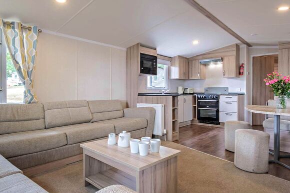 Silver 2 Bedroom Caravan, Sleeps 6 - Sandy Bay, Ashington