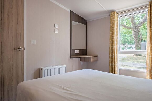 Silver 2 Bedroom Caravan, Sleeps 6 - Sandy Bay, Ashington