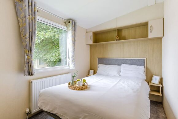 Gold Caravan with parking & decking P, Gold Caravan with parking & decking - Skipsea Sands, Skipsea, East Yorkshire