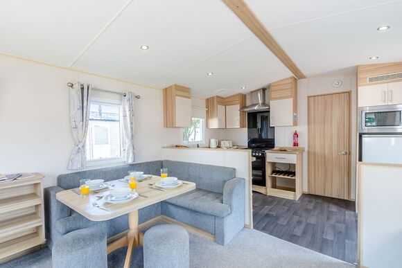 Silver 2 Bedroom Caravan, Sleeps 6 - Skipsea Sands, Skipsea, East Yorkshire