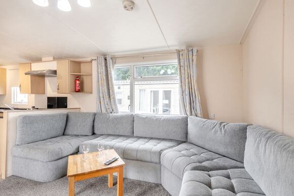 Gold Premium Caravan. With ensuite and decking. - Skipsea Sands, Skipsea, East Yorkshire