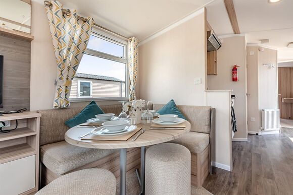 Bronze 2 Bedroom Caravan, Sleeps 4 - Sandylands, Saltcoats,